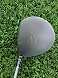 TaylorMade Qi35 Max Lite Driver 9° Right Handed Regular (USED)