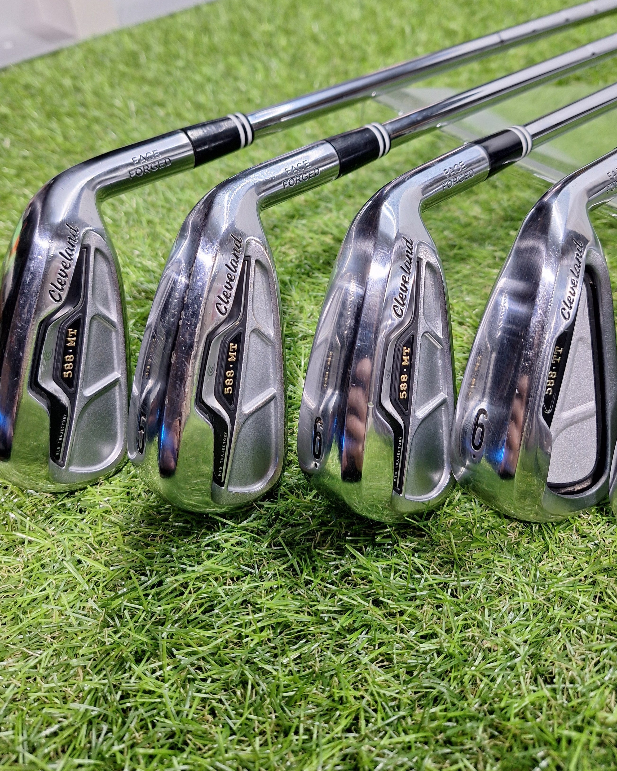 Cleveland 588 MT/TT Combo Iron Set 4-PW Stiff – Used Golf Irons